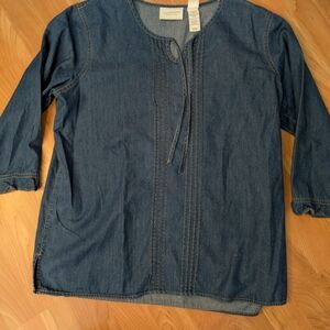 Liz Claiborne Blue Denim Top